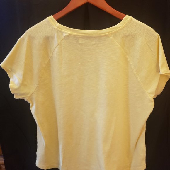 Liz Claiborne Tee Shirt! - Picture 3 of 3